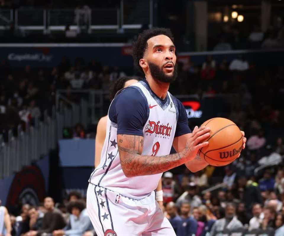 爱游戏大厅-猛龙逆转尼克斯,米切尔状态火热