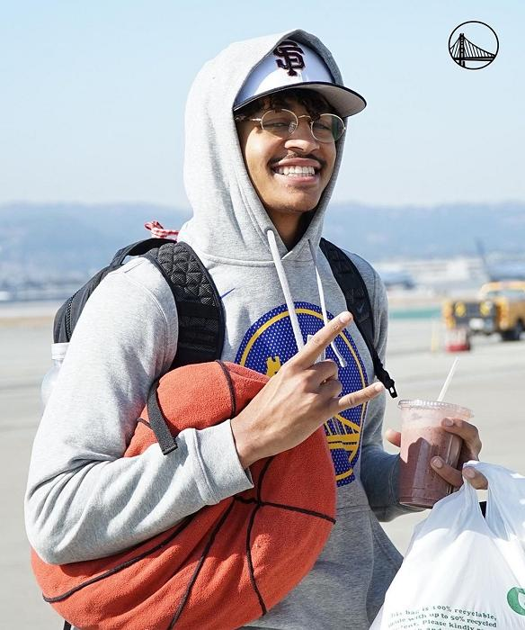 爱游戏官方入口-阿斯顿马丁横扫红牛二队，拉塞尔状态火热